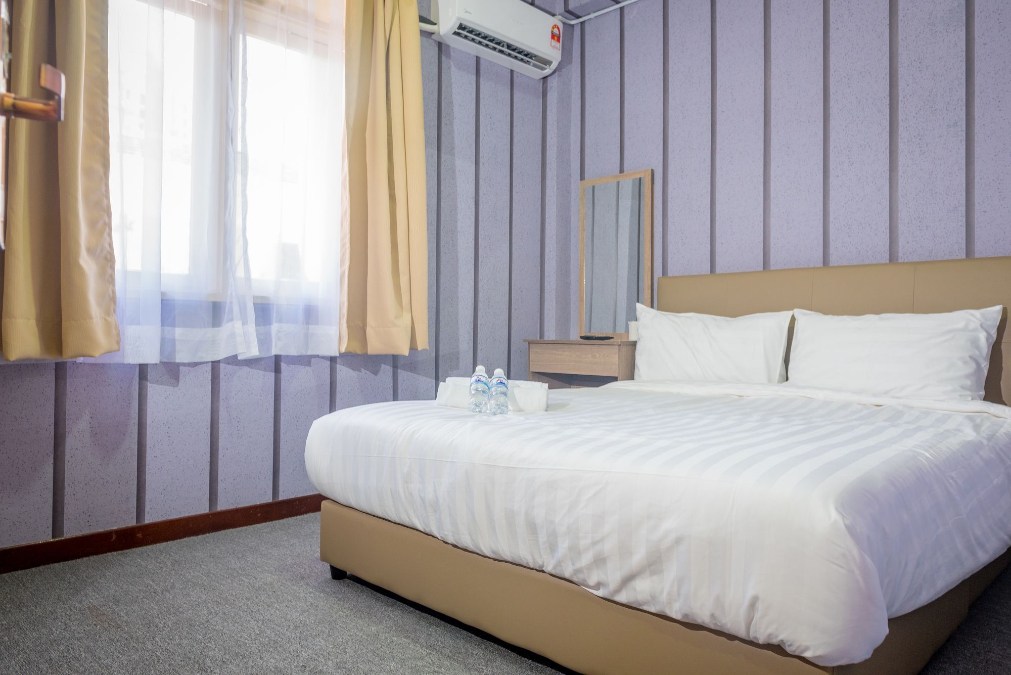 Spot On 89645 Ong'S Court Hotel Georgetown Luaran gambar