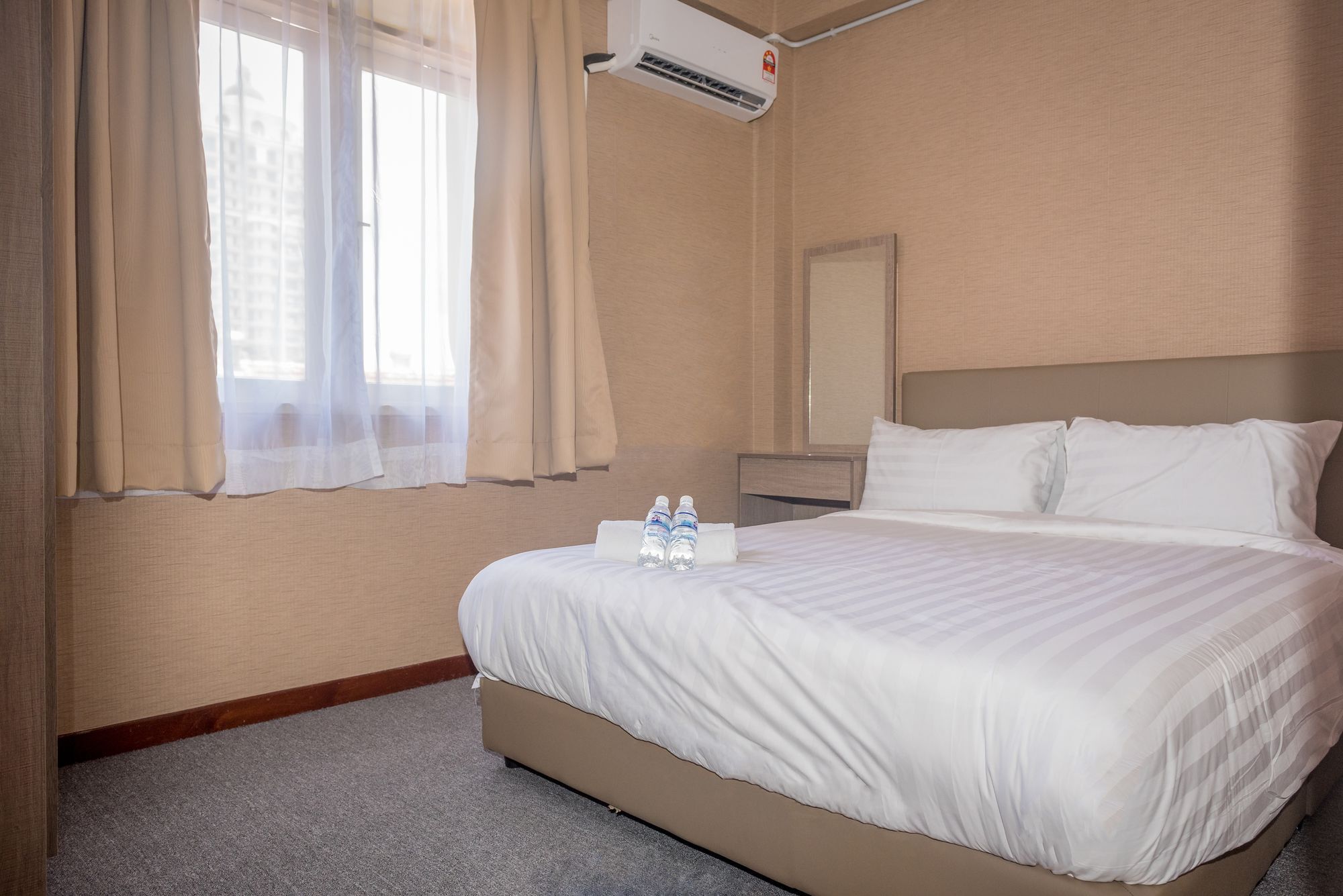 Spot On 89645 Ong'S Court Hotel Georgetown Luaran gambar